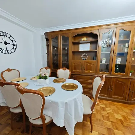 Garaje, A Sólo Unos Minutos Del Centro De Apartamento Vigo