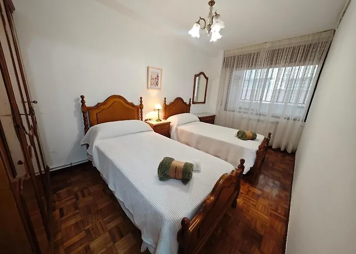 아파트 Garaje, A Solo Unos Minutos Del Centro De *